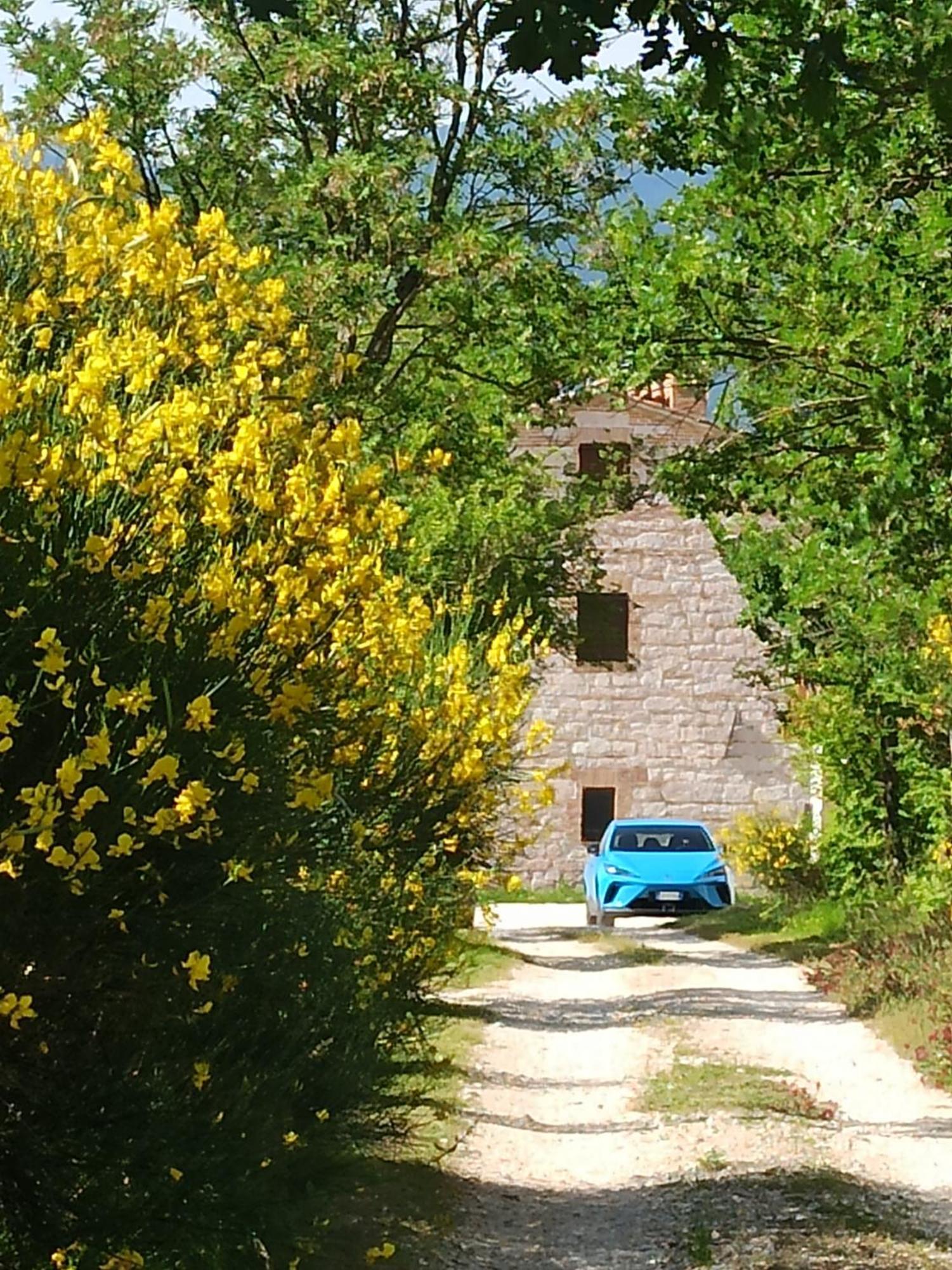 Antica Dimora Italiana Villa Fabriano Exterior foto
